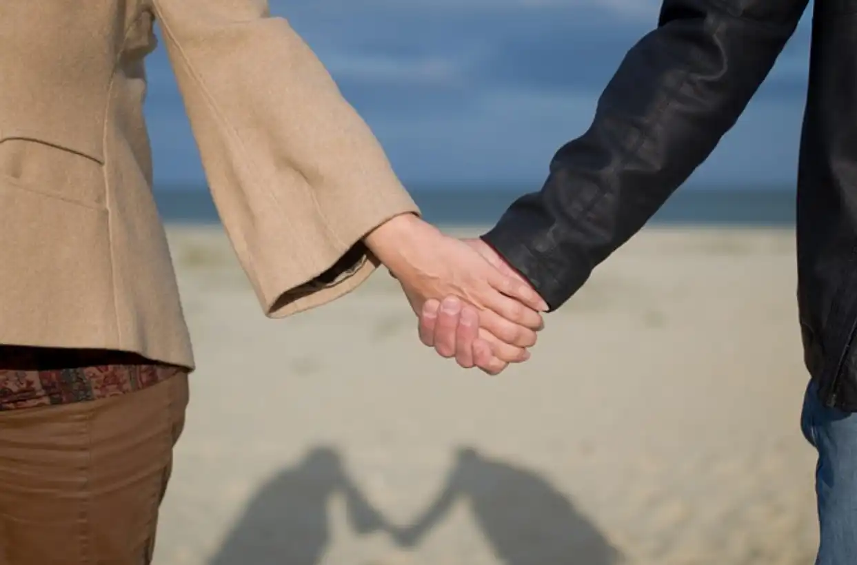 Navigating Exit Points: Recognizing the Right Time to End a Relationship
